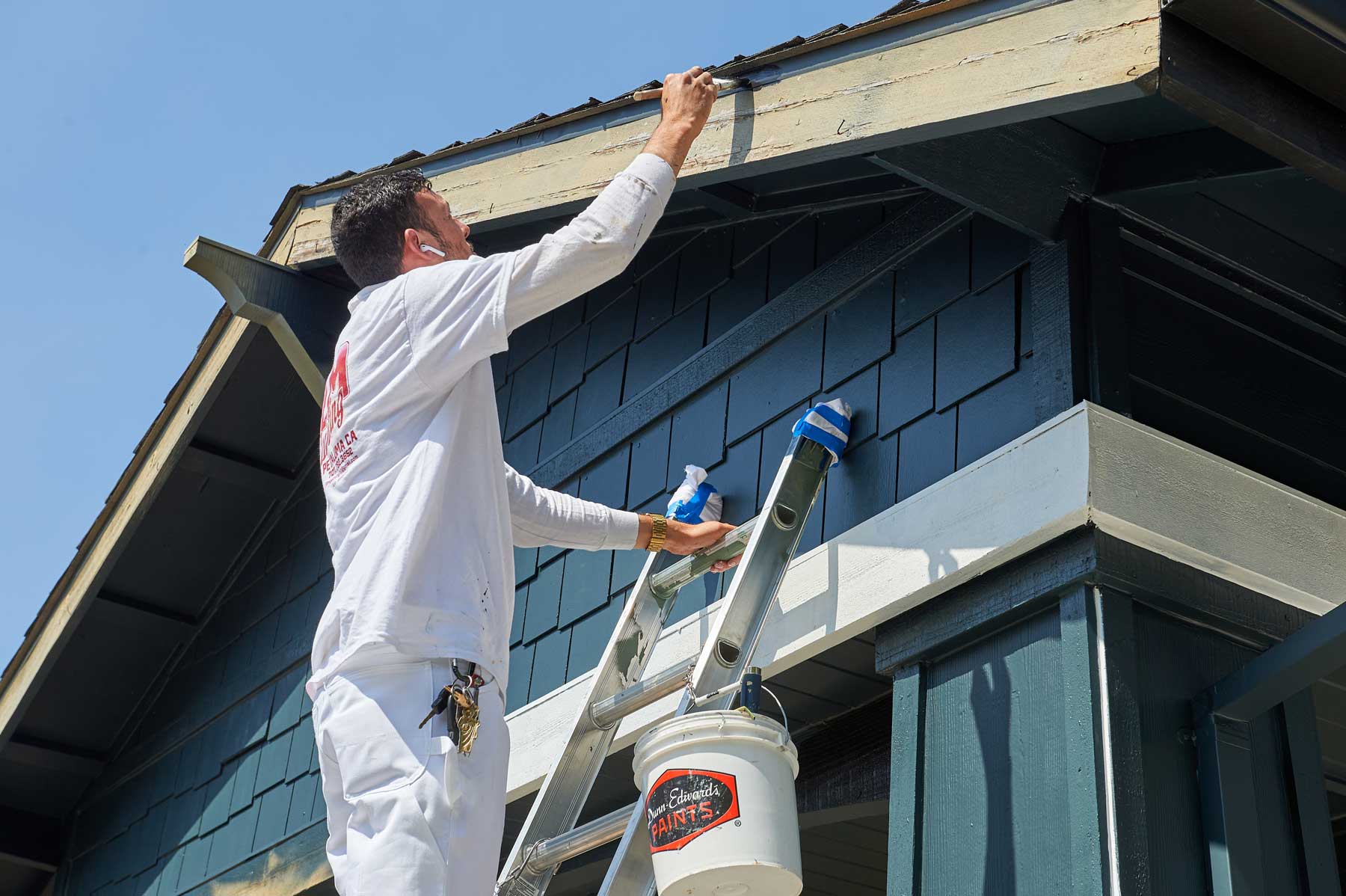Professional-Outdoor-Painting-Services